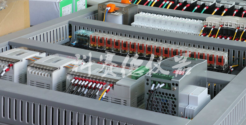 小型高低溫試驗箱電路